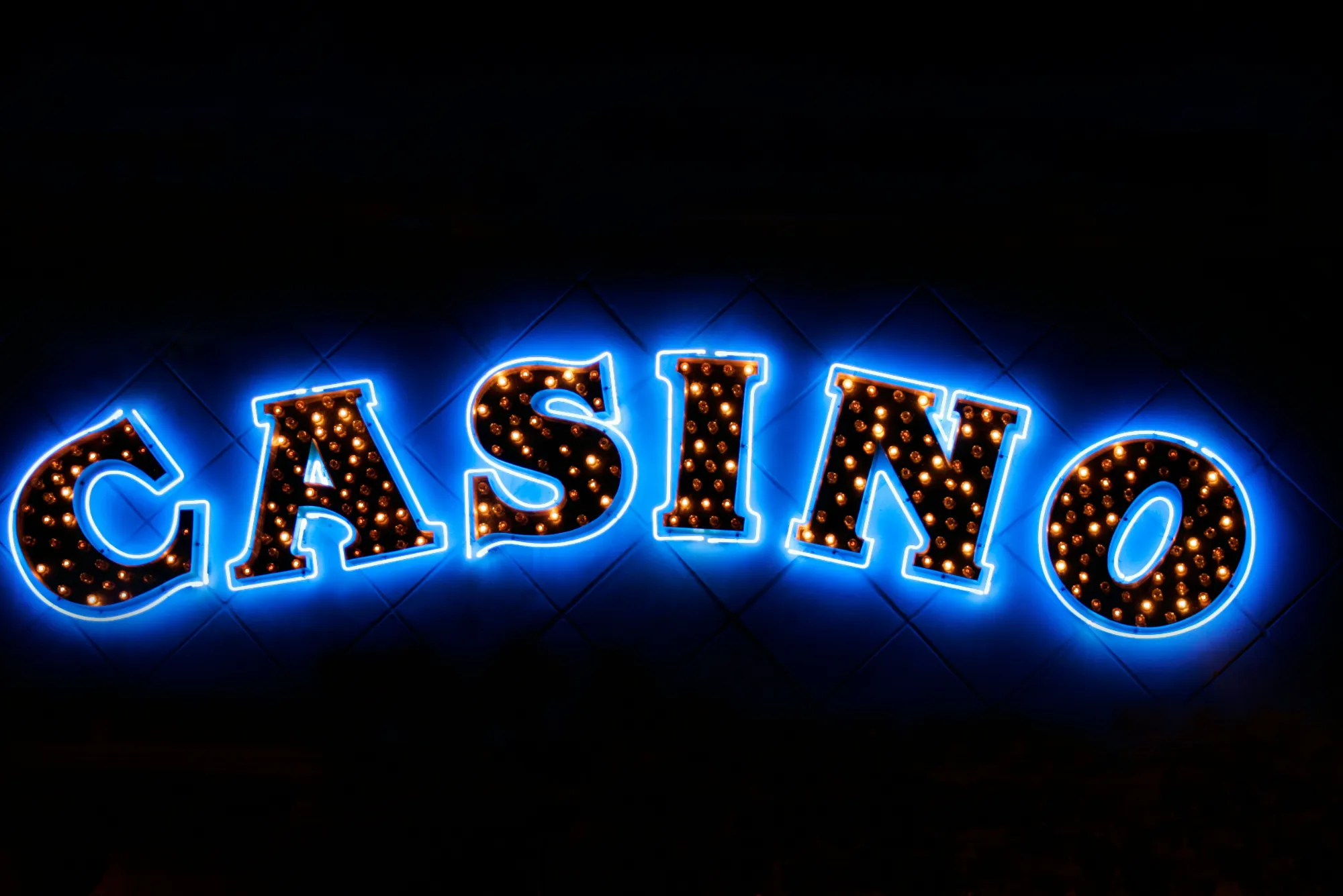 The Fascinating History of Slot Machine Levers  